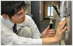 リロッキング装置付き業務用金庫